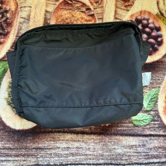 Lesportsac x Peanuts Snoopy Daisy XL Rectangular Cosmetic Bag - Picture 13 of 13